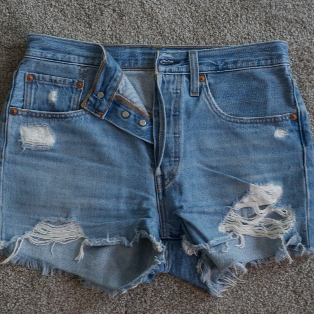 LEVIS SHORT 501